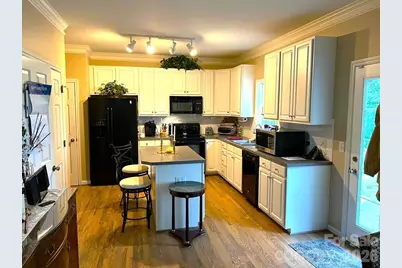 117 Lonetree Circle, Advance, NC 27006 - Photo 7