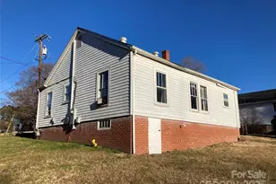 227 Nesbit Dr, Salisbury, NC 28147 - Photo 3