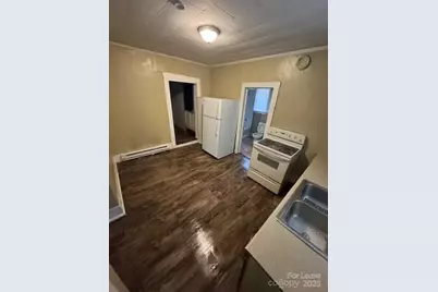 336 S Mulberry Street #Apt B, Statesville, NC 28677 - Photo 3