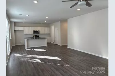 7121 Maple Run Circle, Charlotte, NC 28215 - Photo 15