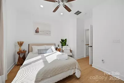 1023 Sycamore Green Place, Charlotte, NC 28202 - Photo 23