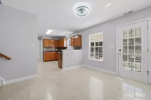 1968 8th St Ln SE, Hickory, NC 28602 - Photo 9