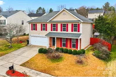 1968 8th Street Lane SE, Hickory, NC 28602 - Photo 3