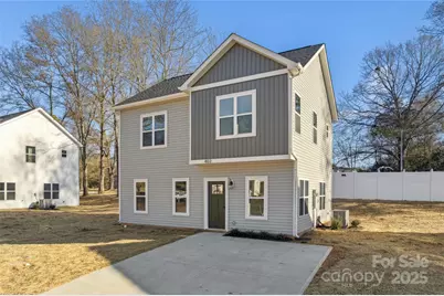 402 S Spargo Street, Dallas, NC 28034 - Photo 1