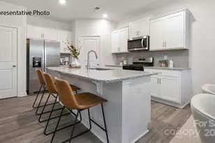 604 13th Ave Dr NE, Hickory, NC 28601 - Photo 3