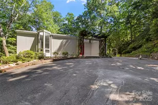 141 Wildflower Rd, Spruce Pine, NC 28777 - Photo 3