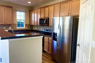 233 E Waterlynn Rd, Mooresville, NC 28117 - Photo 3