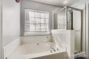 10303 Baskerville Ave, Charlotte, NC 28269 - Photo 17