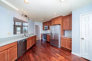 10925 Lassen Ct, Charlotte, NC 28214 - Photo 11