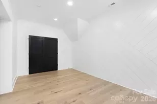 18304 Rosapenny Rd, Charlotte, NC 28278 - Photo 35