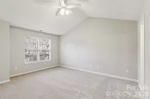 10213 University Park Ln, Charlotte, NC 28213 - Photo 13