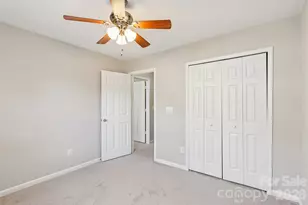 10213 University Park Ln, Charlotte, NC 28213 - Photo 33