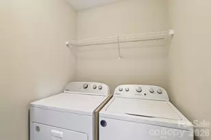 10213 University Park Ln, Charlotte, NC 28213 - Photo 19