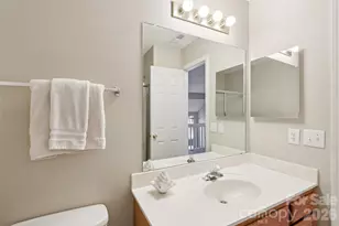 10213 University Park Ln, Charlotte, NC 28213 - Photo 29