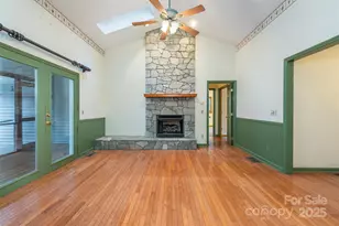 2 Woodburn Ct, Swannanoa, NC 28778 - Photo 11