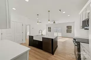 1055 Castle Ml Ln, Salisbury, NC 28147 - Photo 5