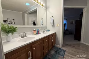 102 Beechwood Dr, Salisbury, NC 28147 - Photo 9