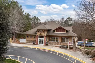 2915 Autumn Harvest Ln, Charlotte, NC 28269 - Photo 25