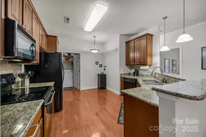 2915 Autumn Harvest Lane, Charlotte, NC 28269 - Photo 9