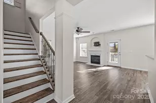 2426 Tory Oak Pl, Matthews, NC 28105 - Photo 9