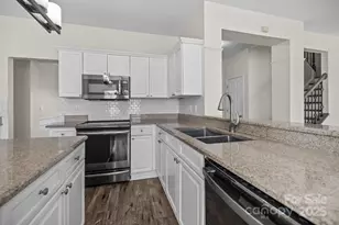 2426 Tory Oak Pl, Matthews, NC 28105 - Photo 17