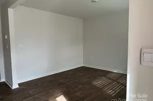 1071 Foxberry Ln, Maiden, NC 28650 - Photo 5