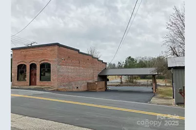 157 N Main Street, Bostic, NC 28018 - Photo 5
