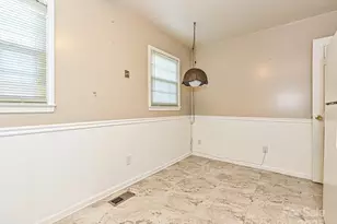 1810 Sabrina Ct, Charlotte, NC 28210 - Photo 17