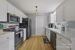 58 W Highland Ave, Granite Falls, NC 28630 - Photo 13