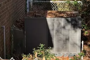 606 N Patterson St, Maxton, NC 28364 - Photo 17