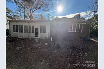 606 N Patterson Street, Maxton, NC 28364 - Photo 13