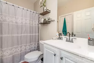 6730 Mallard Park Dr, Charlotte, NC 28262 - Photo 13