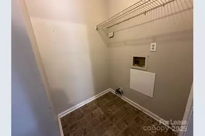 6354 Windsor Gate Lane, Charlotte, NC 28215 - Photo 9