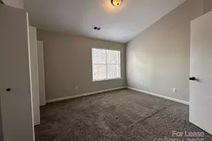 6354 Windsor Gate Ln, Charlotte, NC 28215 - Photo 13