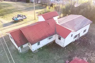 98 Lower Glady Fork Rd, Candler, NC 28715 - Photo 25