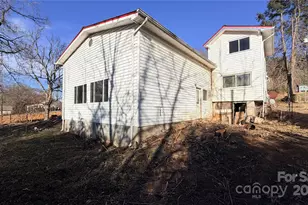 98 Lower Glady Fork Rd, Candler, NC 28715 - Photo 19