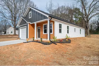 608 N Mountain Street, Cherryville, NC 28021 - Photo 9