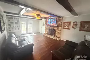 709 Woodside Dr, Kings Mountain, NC 28086 - Photo 3