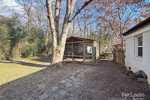 4152 Blenhein Rd, Charlotte, NC 28208 - Photo 11