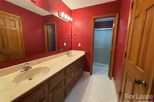 307 Fallingbrook Dr, Belmont, NC 28012 - Photo 17