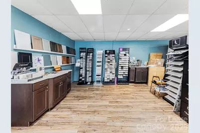 3156 US 70 Highway, Black Mountain, NC 28711 - Photo 15