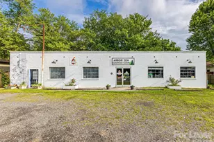 3156 US 70 Hwy, Black Mountain, NC 28711 - Photo 1