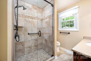 200 Allen Mountain Dr, Black Mountain, NC 28711 - Photo 23