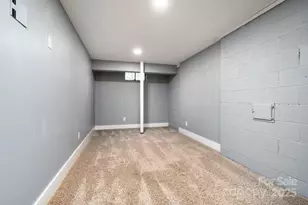 200 Allen Mountain Dr, Black Mountain, NC 28711 - Photo 35