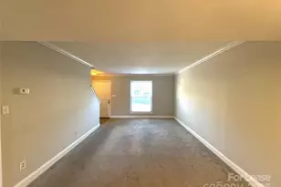 7906 Oak Meadow Ct, Charlotte, NC 28210 - Photo 5