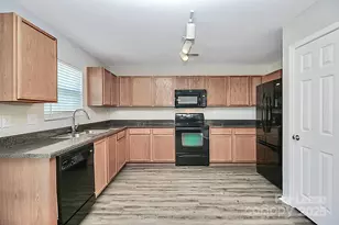 1532 April Knoll Ct, Huntersville, NC 28078 - Photo 9