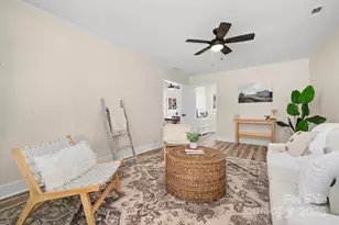 109 Willow Brook Rd, Hendersonville, NC 28792 - Photo 23