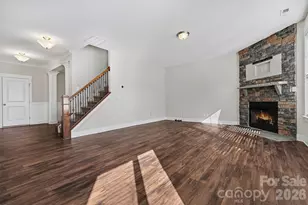 10004 Michael Crossing Dr, Charlotte, NC 28213 - Photo 7