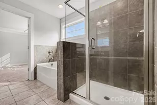 10004 Michael Crossing Dr, Charlotte, NC 28213 - Photo 15