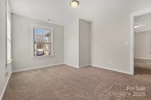 10004 Michael Crossing Dr, Charlotte, NC 28213 - Photo 19